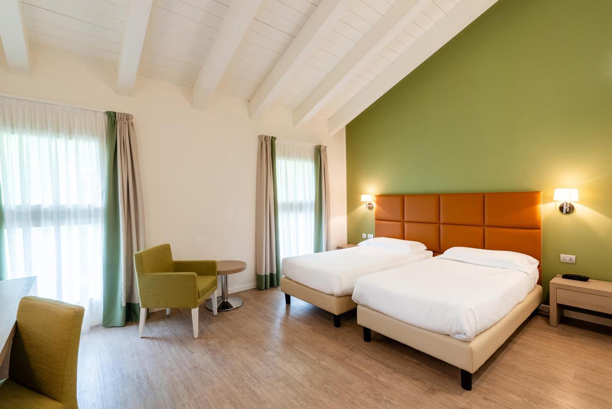 Hotel Villa Borghi Varano Borghi Exterior foto